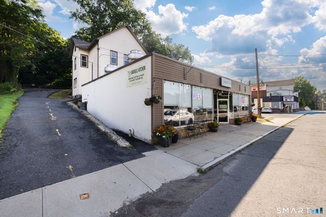 202 Main Street, Watertown, CT 06779