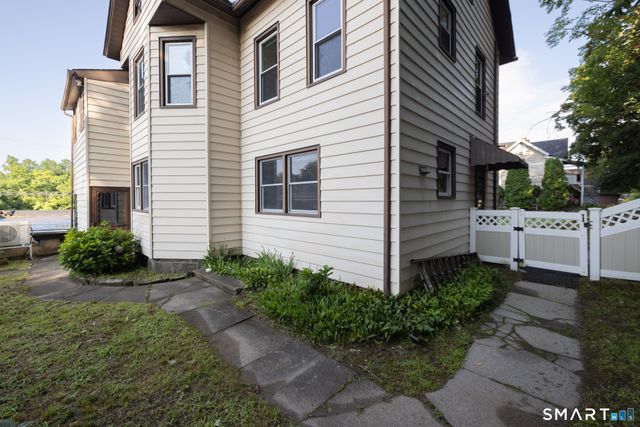 202 Main Street, Watertown, CT 06779