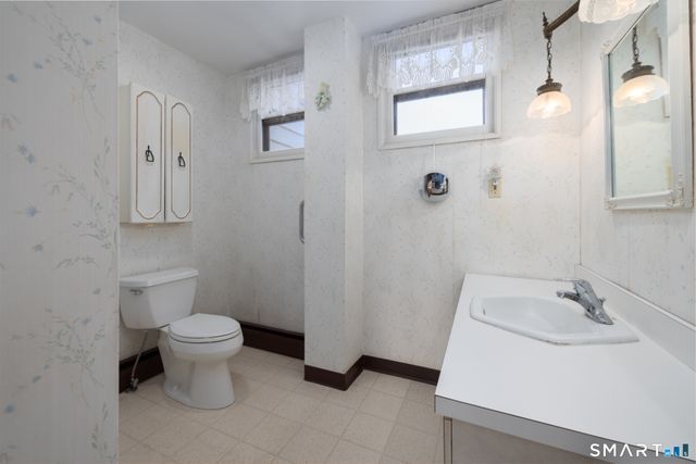 202 Main Street, Watertown, CT 06779