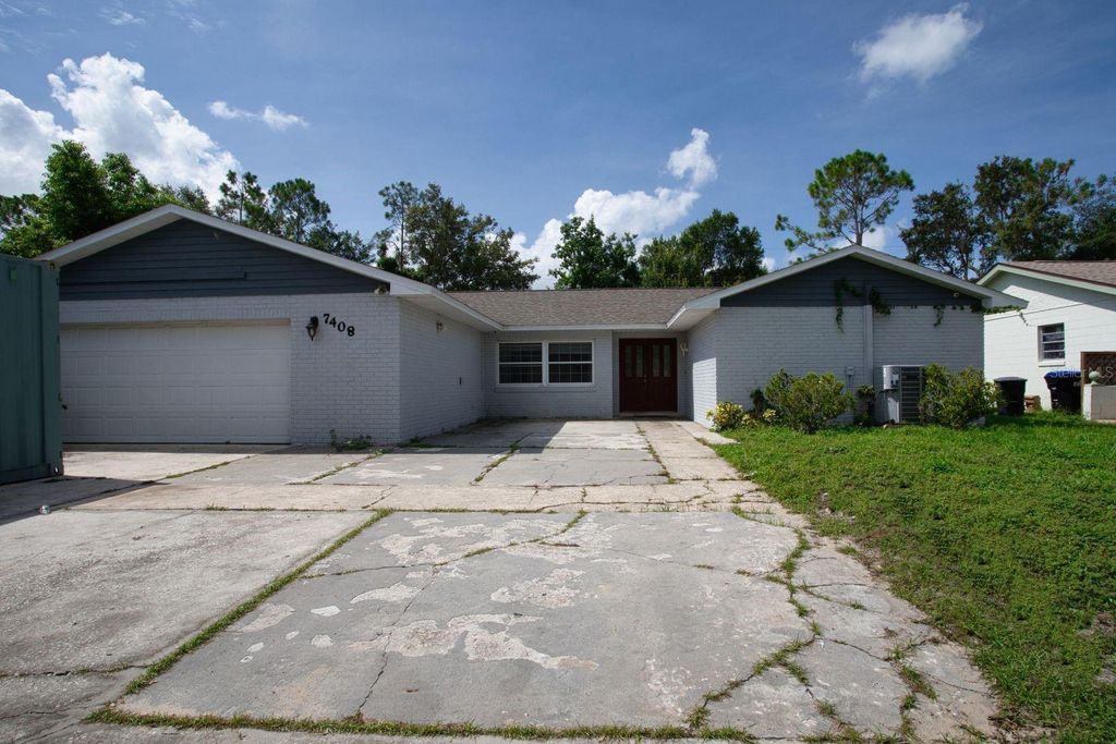 7408 NAVEL TREE COURT, Orlando, FL 32818
