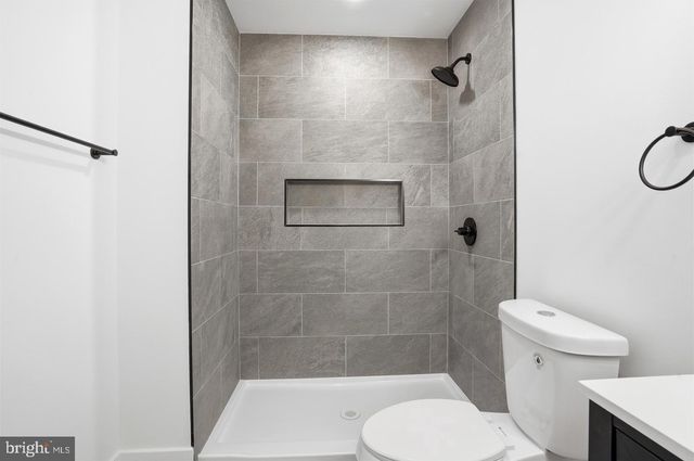 6621 N UBER ST, Philadelphia, PA 19138