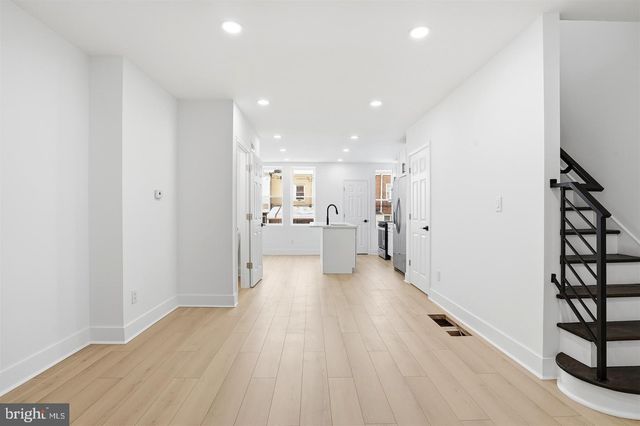 6621 N UBER ST, Philadelphia, PA 19138