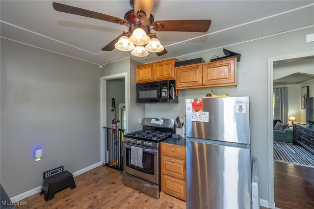 13810 Clifford Avenue, Cleveland, OH 44135