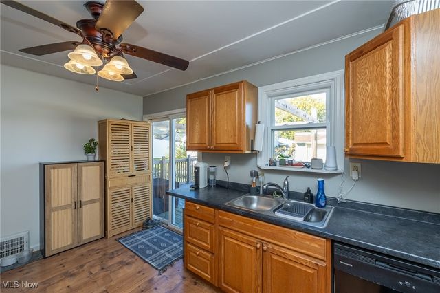 13810 Clifford Avenue, Cleveland, OH 44135