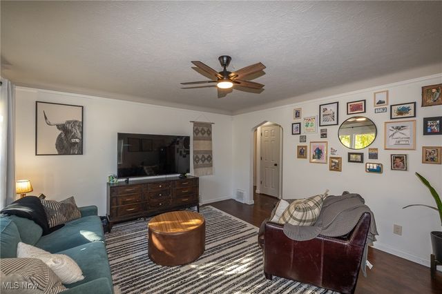 13810 Clifford Avenue, Cleveland, OH 44135