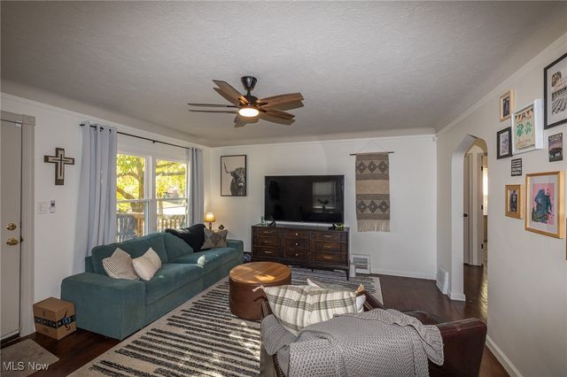 13810 Clifford Avenue, Cleveland, OH 44135