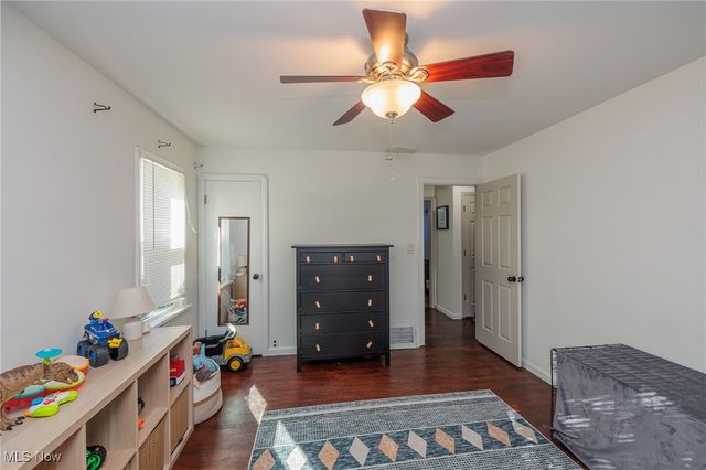 13810 Clifford Avenue, Cleveland, OH 44135