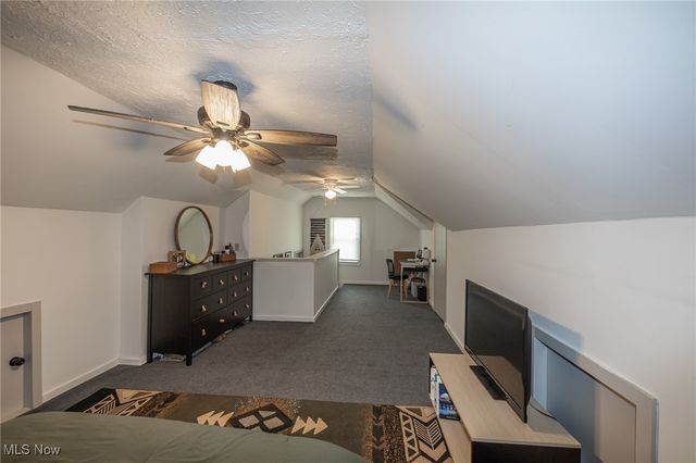 13810 Clifford Avenue, Cleveland, OH 44135