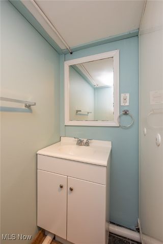 13810 Clifford Avenue, Cleveland, OH 44135