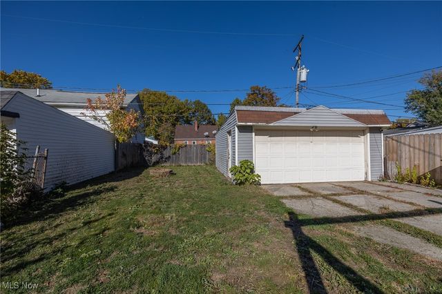 13810 Clifford Avenue, Cleveland, OH 44135
