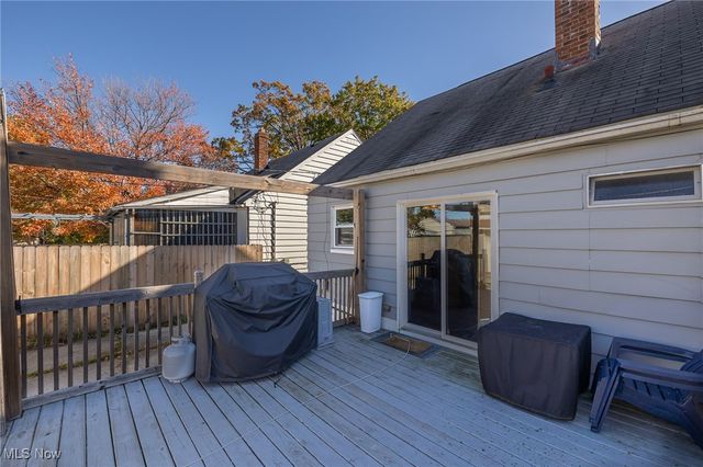 13810 Clifford Avenue, Cleveland, OH 44135