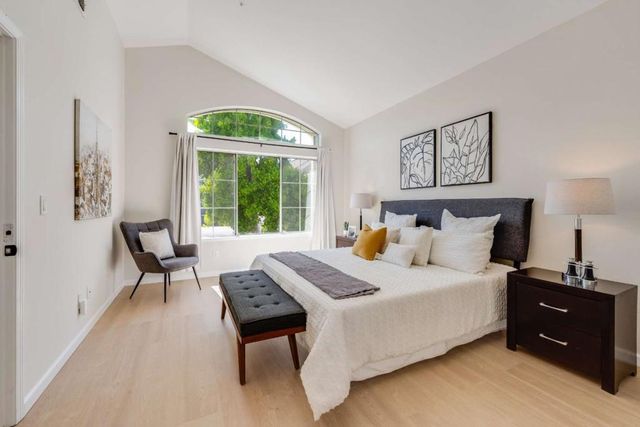 979 Pinto Palm Terrace 45, Sunnyvale, CA 94087