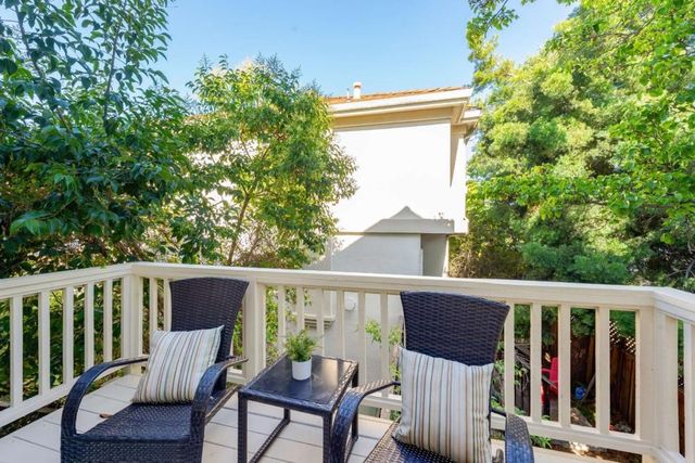 979 Pinto Palm Terrace 45, Sunnyvale, CA 94087