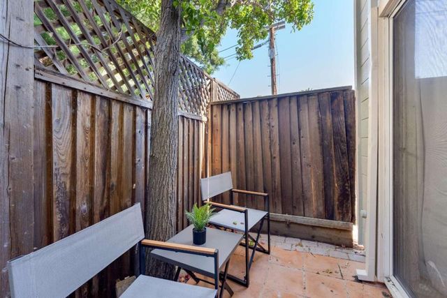 979 Pinto Palm Terrace 45, Sunnyvale, CA 94087