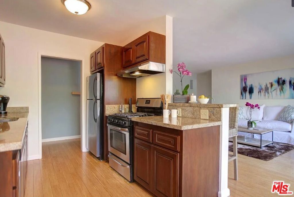 852 17th Street 1, Santa Monica, CA 90403 — photo 5
