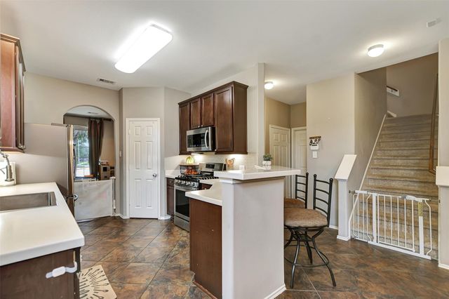 16702 Savannah Park Drive, Cypress, TX 77429