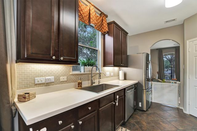 16702 Savannah Park Drive, Cypress, TX 77429