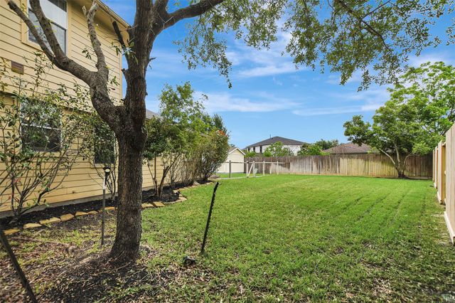 16702 Savannah Park Drive, Cypress, TX 77429