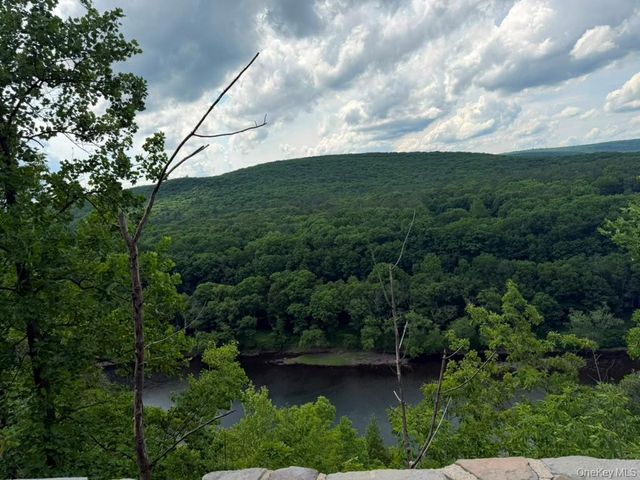 60 Highland Lake Road, Eldred, NY 12732