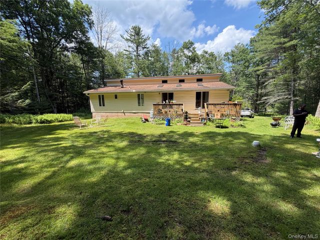 60 Highland Lake Road, Eldred, NY 12732