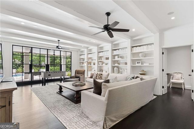 1024 Somerset Drive NW, Atlanta, GA 30327