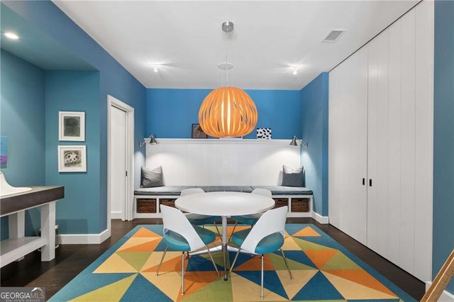1024 Somerset Drive NW, Atlanta, GA 30327