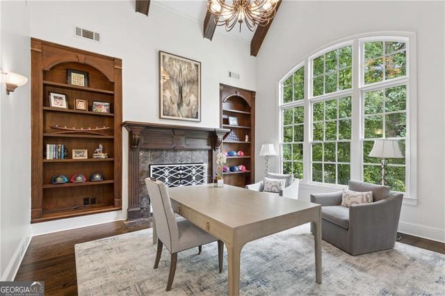 1024 Somerset Drive NW, Atlanta, GA 30327