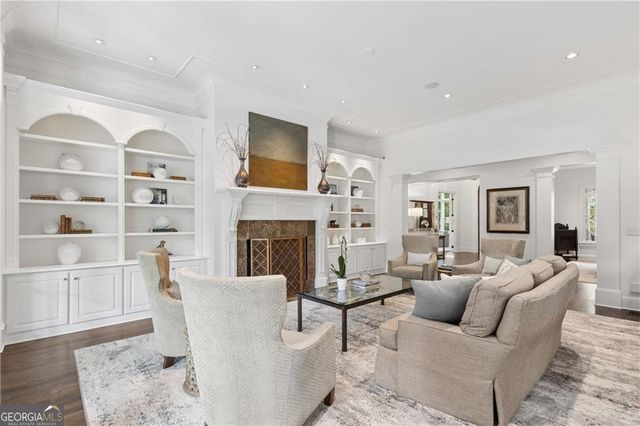 1024 Somerset Drive NW, Atlanta, GA 30327