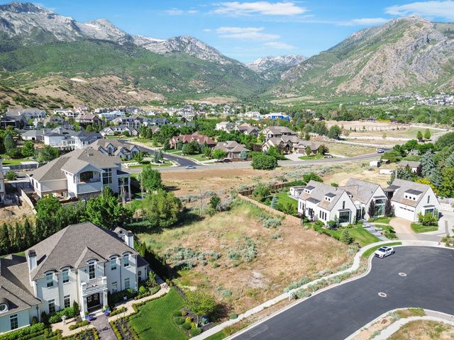381 E WATKINS CIR, Alpine, UT 84004