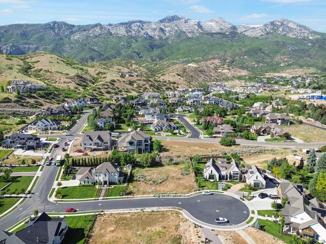 381 E WATKINS CIR, Alpine, UT 84004