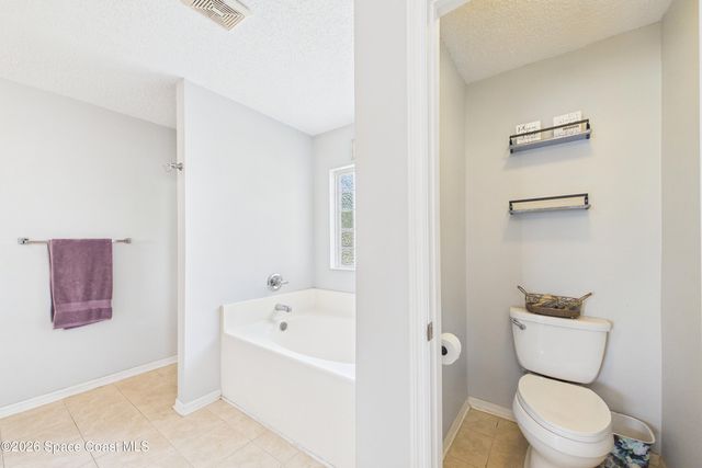 476 Ocala Street SW, Palm Bay, FL 32908
