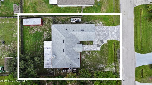 476 Ocala Street SW, Palm Bay, FL 32908