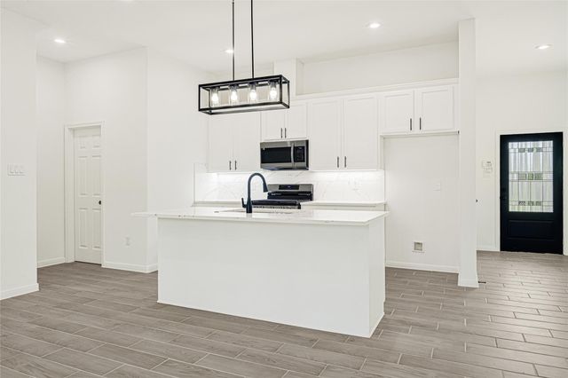 9212 Arvin Street, Houston, TX 77028
