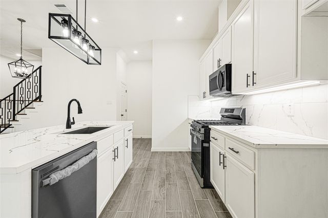 9212 Arvin Street, Houston, TX 77028