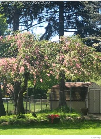 2686 Campbellgate Drive, Waterford Charter Township, MI 48329