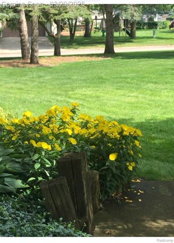 2686 Campbellgate Drive, Waterford Charter Township, MI 48329