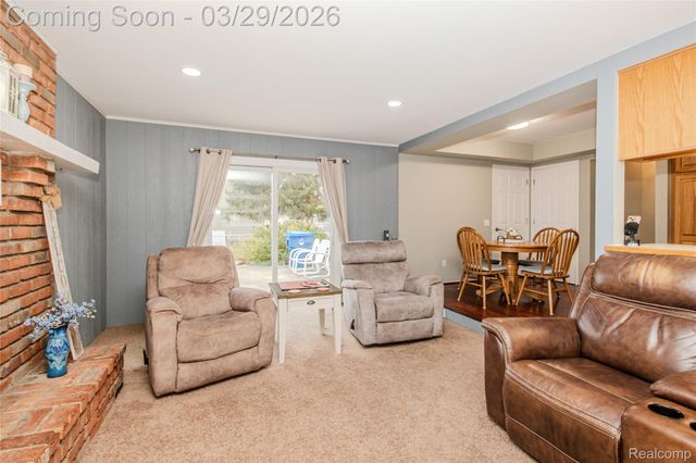 2686 Campbellgate Drive, Waterford Charter Township, MI 48329