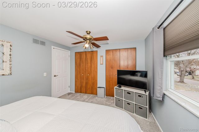 2686 Campbellgate Drive, Waterford Charter Township, MI 48329