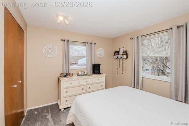 2686 Campbellgate Drive, Waterford Charter Township, MI 48329