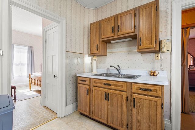 109 Bank Street, Batavia City, NY 14020