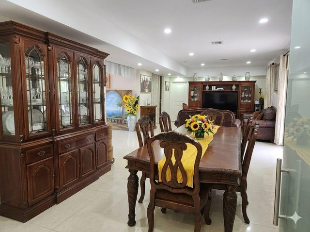 1514 Davie Boulevard, Fort Lauderdale, FL 33312