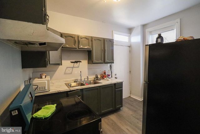 86 N 18TH ST, Harrisburg, PA 17103