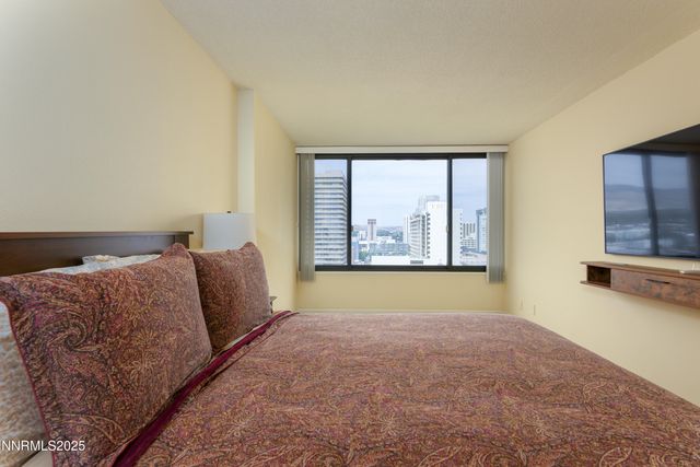 280 Island Avenue APT 1602, Reno, NV 89501