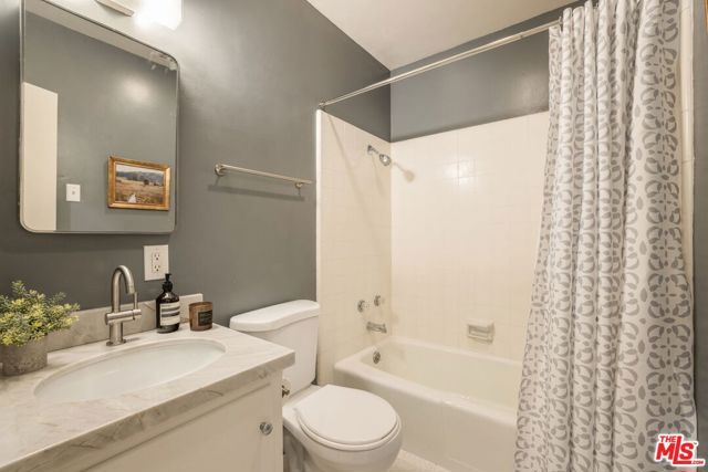 515 S Oakland Avenue 2A, Pasadena, CA 91101