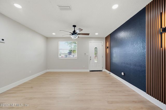 11310 VERA Drive, Jacksonville, FL 32218