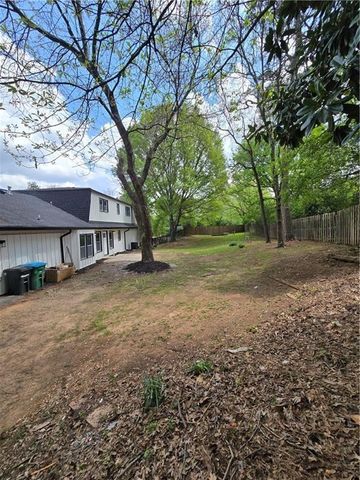 3832 Finger Creek SW, Lilburn, GA 30047