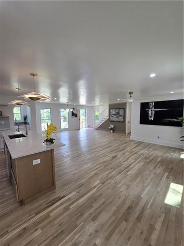 3832 Finger Creek SW, Lilburn, GA 30047