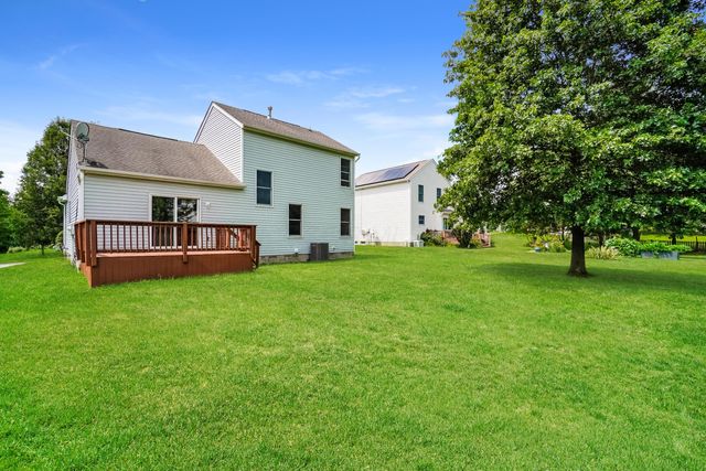 1080 Oxford Drive N, Pataskala, OH 43062