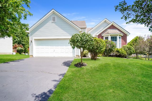 1080 Oxford Drive N, Pataskala, OH 43062