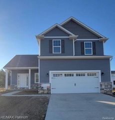 13107 Stony Brook Pass, Linden, MI 48451